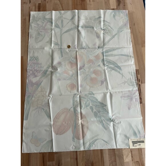 Lee Jofa Fabric Samples 3 Pieces 26 X 36 100% Cotton White Floral Orchids Borneo - Picture 7 of 12